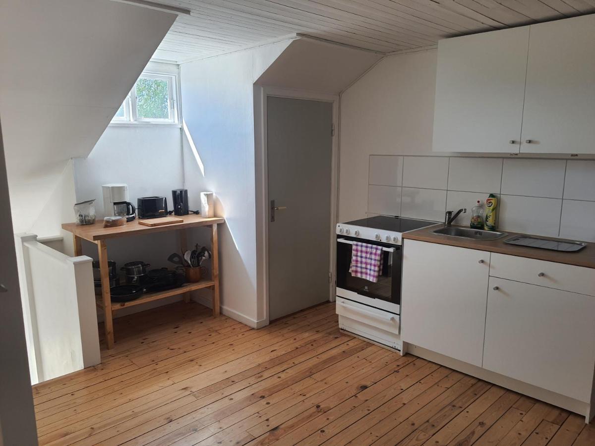 Liten Laegenhet 2 + 2 Pers Fågelfors Exterior foto