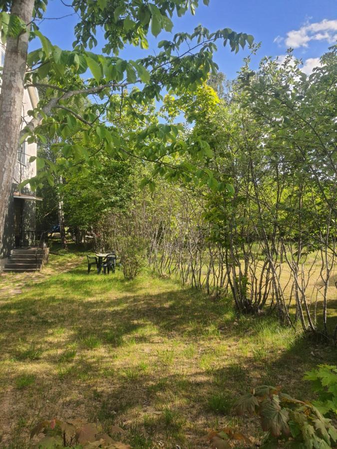 Liten Laegenhet 2 + 2 Pers Fågelfors Exterior foto